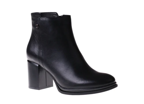 Klasyczne botki damskie na wygodnym obcasie Nessi 23526 czarny_7632