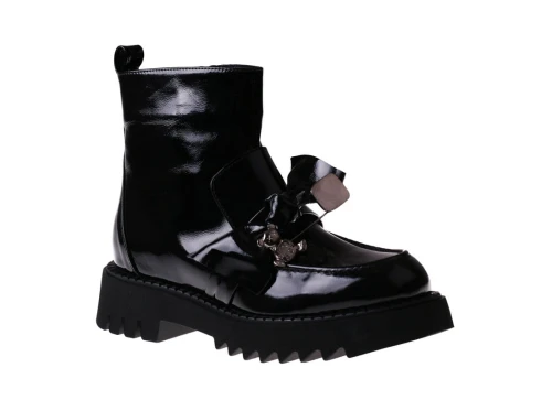 Botki damskie ze skóry lakierowanej z broszką Venezia 040541 R060 czarny_7656
